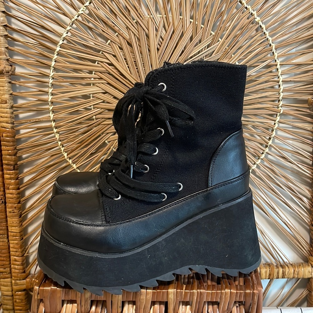 Demonia Scene-50 Platform Black Vegan Leather Goth Boots Size 6